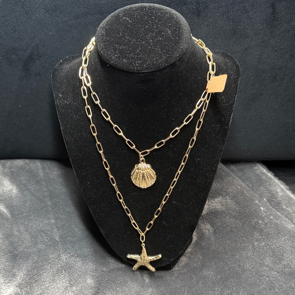 Gold Chain Necklace with Shell and Starfish Pendants